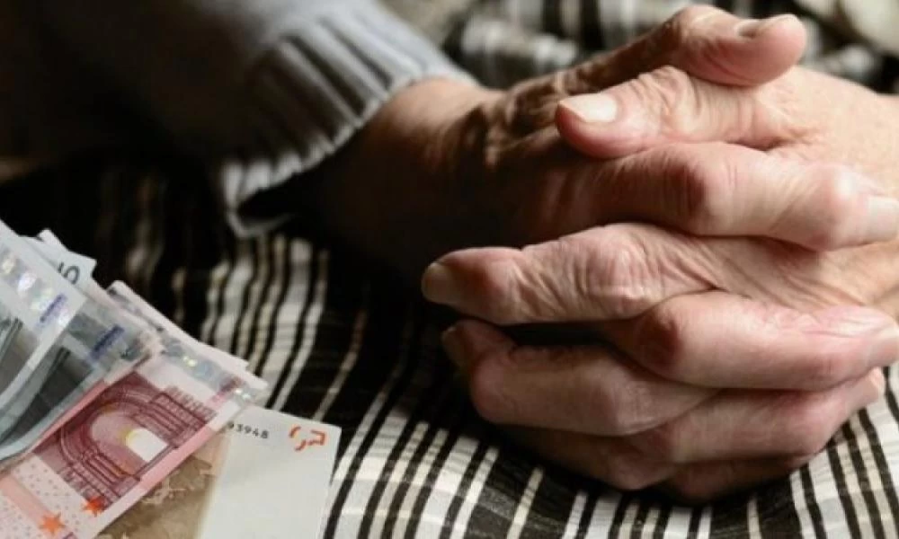 Συντάξεις: Αυξάνονται οι προσωρινές και έρχεται προκαταβολή εφάπαξ